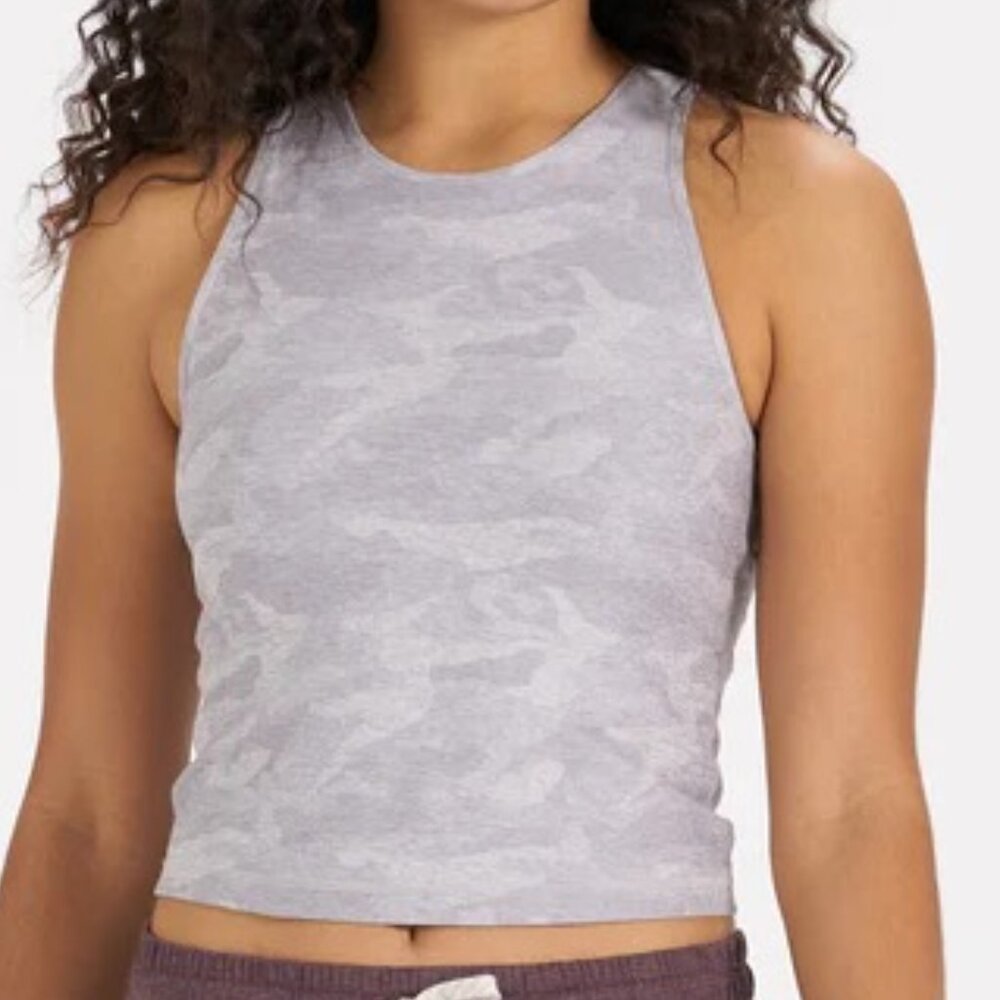 NEW NWT Vuori Elevation Plyo Tank - Pale Heather Camo - Medium